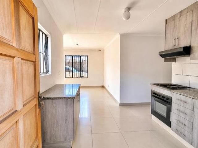 House for rent in Vosloorus, Gauteng