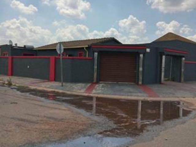House for rent in Protea Glen, Soweto