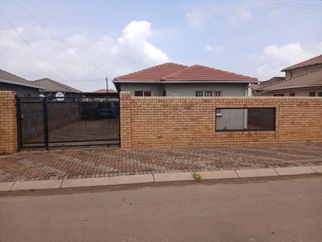 House for rent in Protea Glen, Soweto