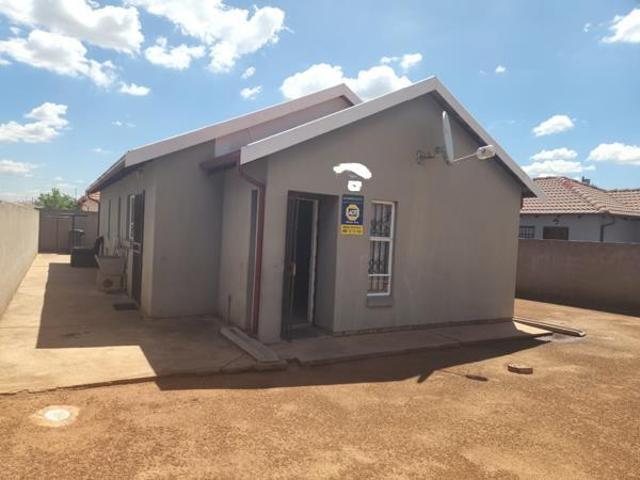 House for rent in Protea Glen, Soweto