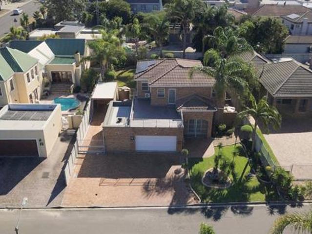 House for sale in Cape Town, Western Cape