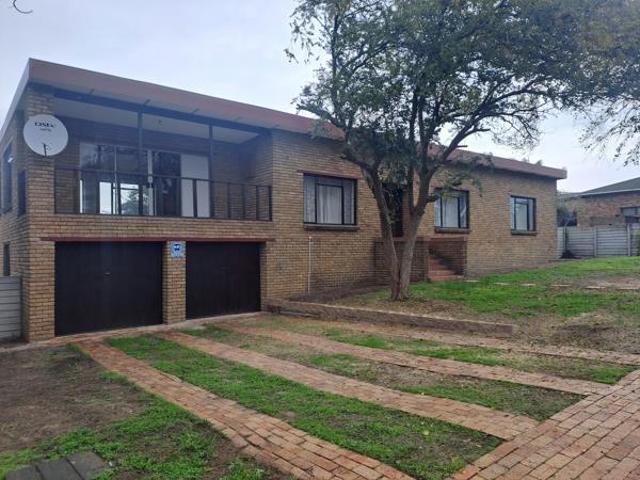 House for sale in Cape Town, Western Cape