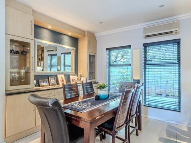 House for sale in Cape Town, Western Cape