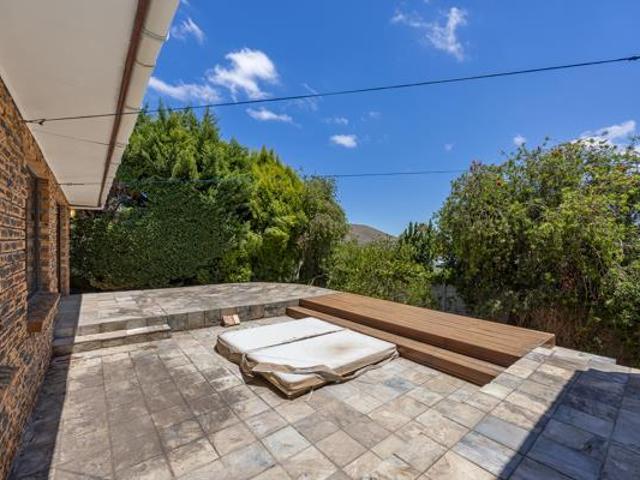 House for sale in Cape Town, Western Cape