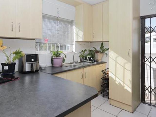House for sale in Cape Town, Western Cape