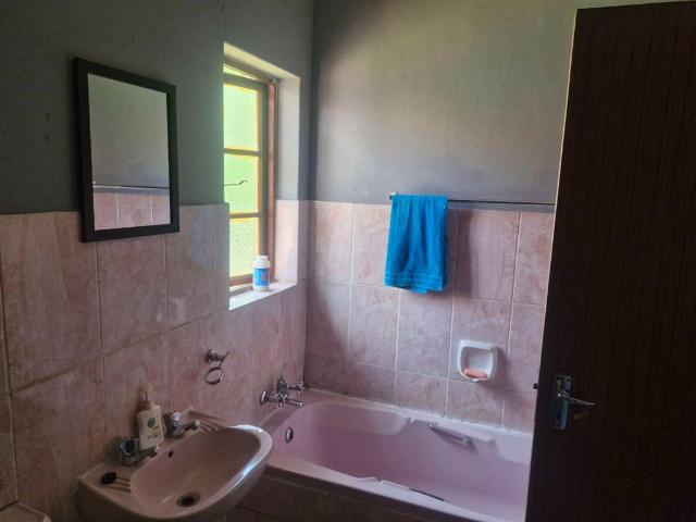 House for sale in Queenstown, Eastern Cape