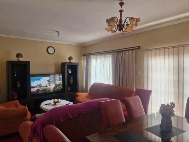 House for sale in Queenstown, Eastern Cape