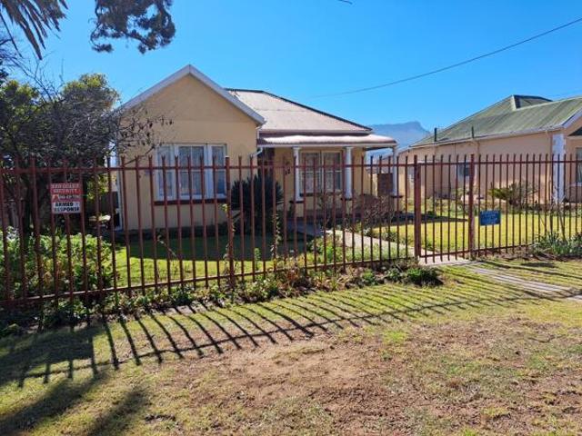 House for sale in Queenstown, Eastern Cape