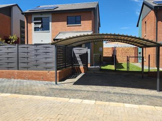 House for rent in Waterkloof, Gauteng