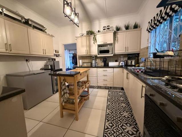 House for rent in Waterkloof, Gauteng