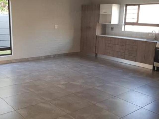 House for rent in Waterkloof, Gauteng