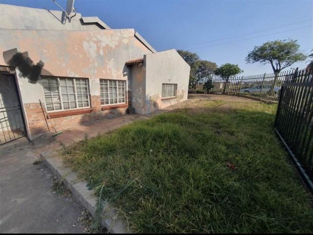 House for sale in Vosloorus, Gauteng