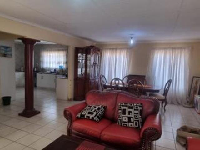 House for sale in Dr Kenneth Kaunda, North West