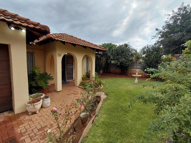 House for sale in Dr Kenneth Kaunda, North West