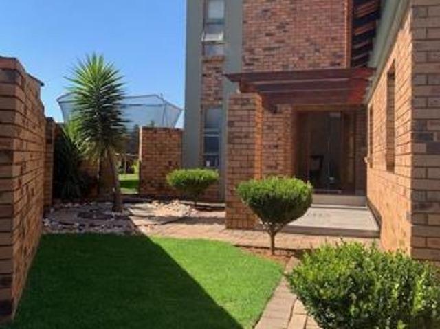 House for sale in Waterkloof, Gauteng