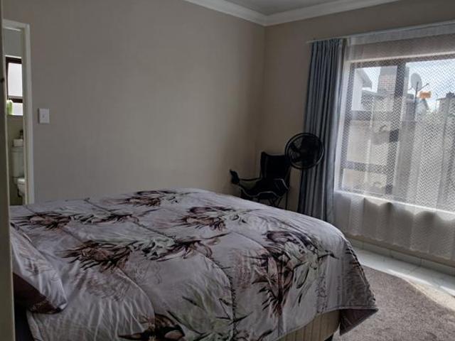 House for sale in Waterkloof, Gauteng