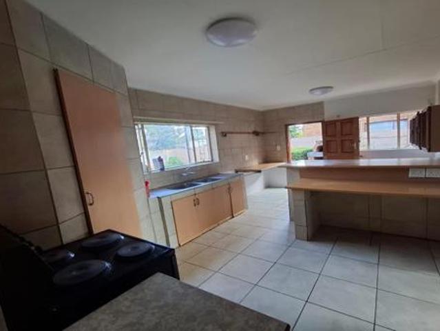 House for rent in Waterkloof, Gauteng