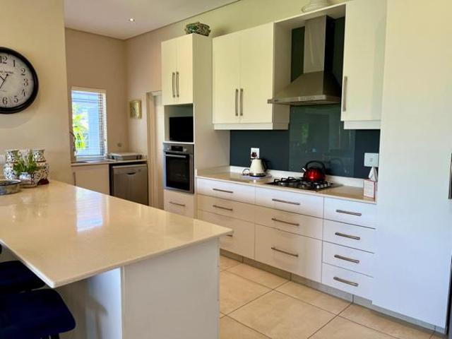 House for sale in Scottburgh, uMdoni Local Municipality