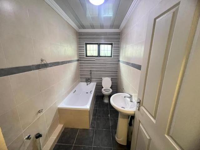 House for rent in Seaview, Kwazulu-natal