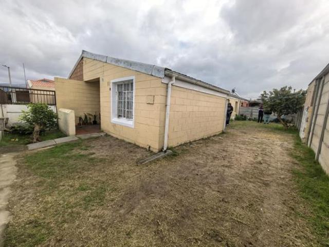 House for sale in Cape Town, Western Cape