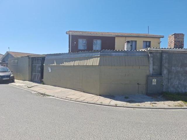 House for sale in Cape Town, Western Cape