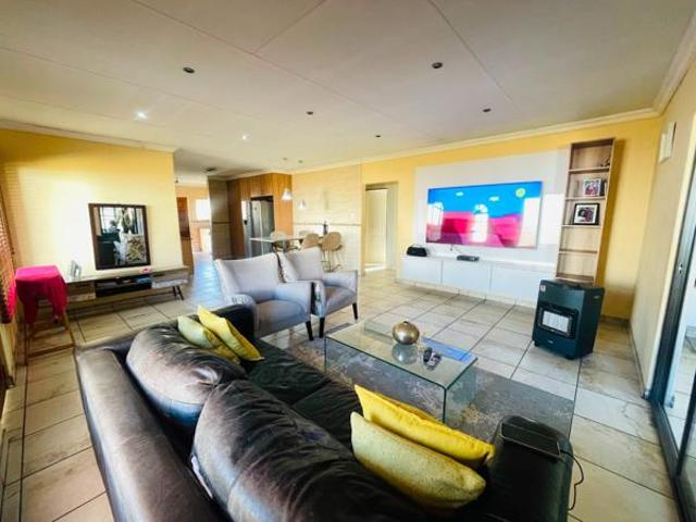 House for sale in eMalahleni, Emalahleni Local Municipality