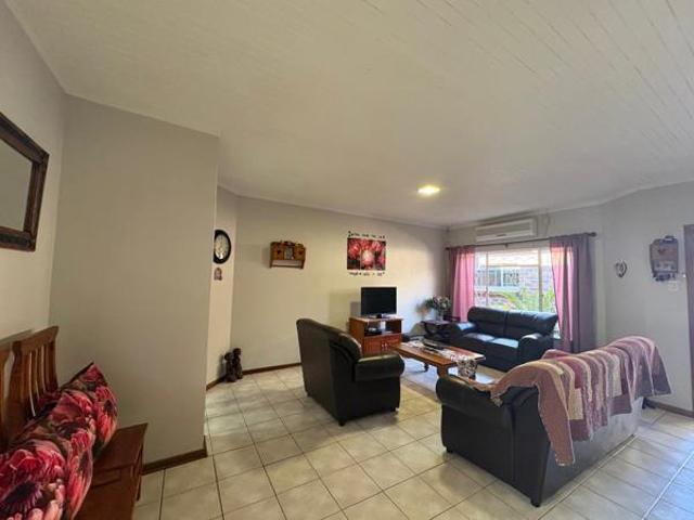 House for sale in Frances Baard, Northern Cape