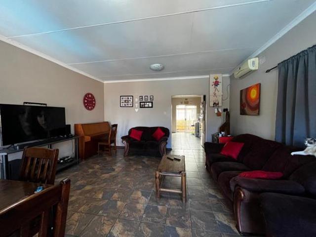 House for rent in Kimberley, Frances Baard District Municipality