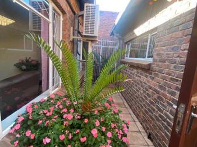 House for sale in Frances Baard, Northern Cape
