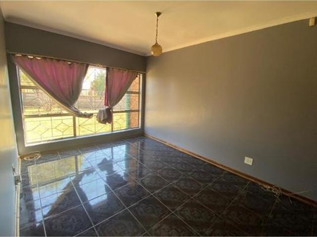 House for rent in Waterkloof, Gauteng