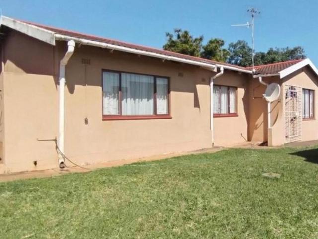 House for sale in UMhlathuze Municipality, Kwazulu-natal