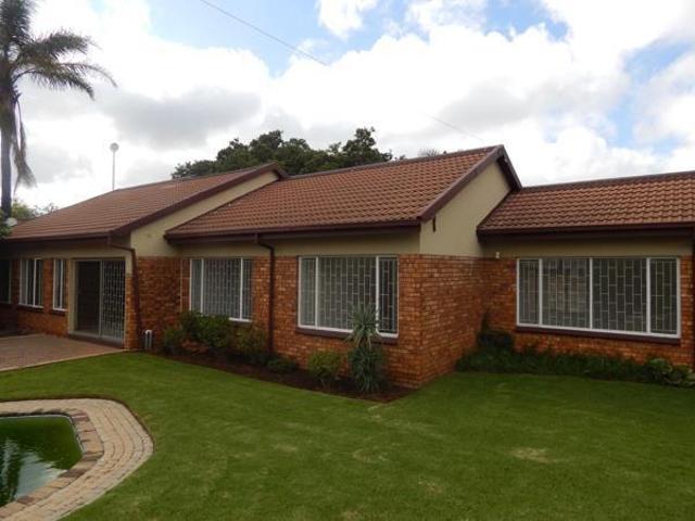House for rent in Waterkloof, Gauteng