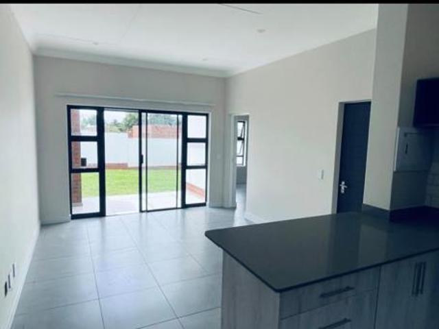 House for rent in Waterkloof, Gauteng