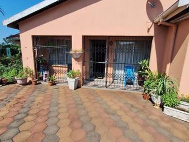 House for sale in Mount Moreland, Kwazulu-natal