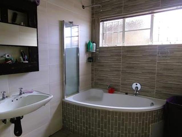 House for sale in Frances Baard, Northern Cape