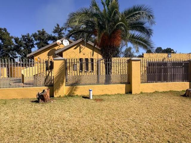 House for sale in Frances Baard, Northern Cape