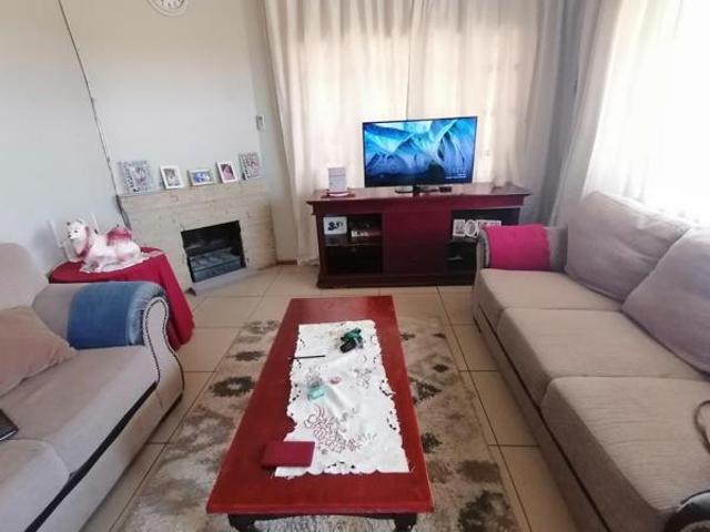 House for sale in Frances Baard, Northern Cape