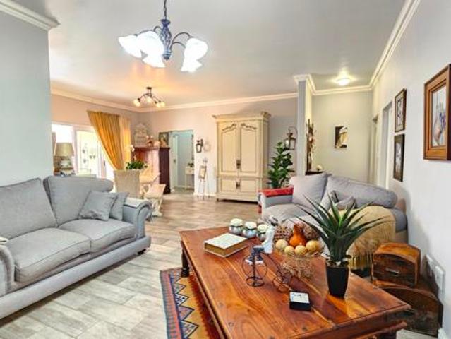 House for sale in Durbanville, Western Cape