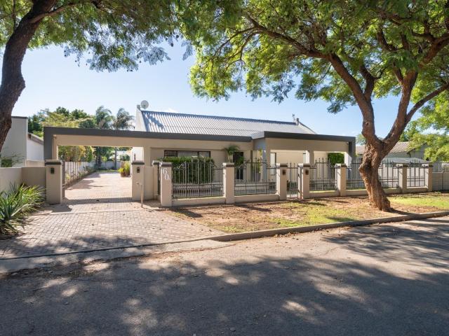House for sale in Robertson, Western Cape