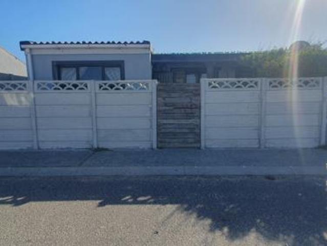 House for sale in Cape Town, Western Cape