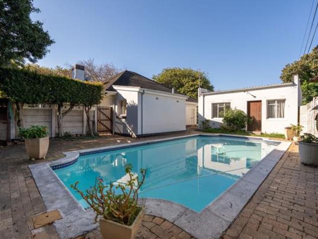 House for sale in Cape Town, Western Cape