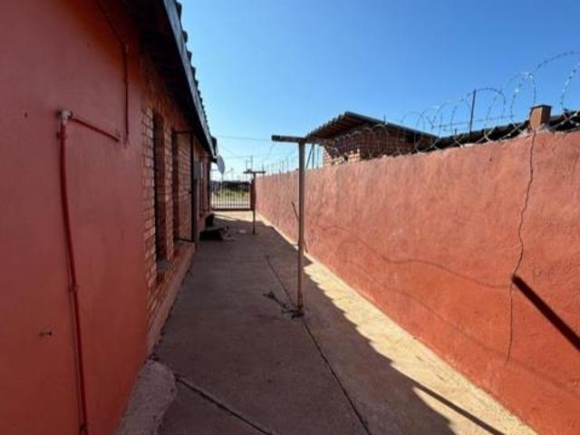 House for sale in Frances Baard, Northern Cape