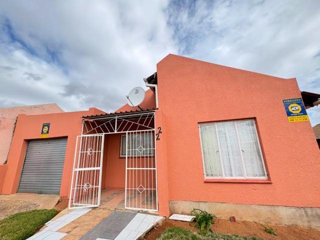House for sale in Frances Baard, Northern Cape