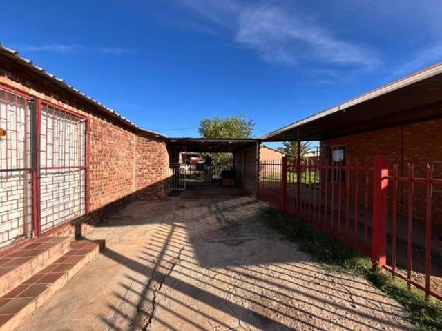 House for sale in Frances Baard, Northern Cape
