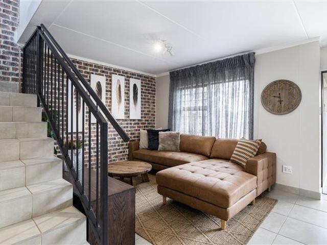 House for rent in Roodeplaat Dam