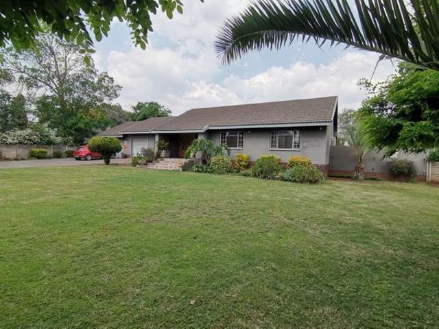 House for sale in Sasolburg, Metsimaholo Local Municipality
