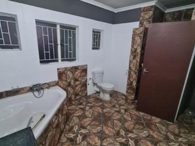House for sale in Dr Kenneth Kaunda, North West
