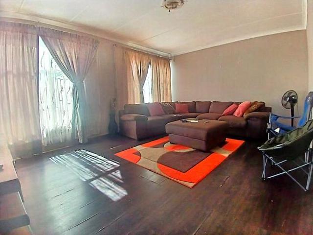 House for sale in Dr Kenneth Kaunda, North West