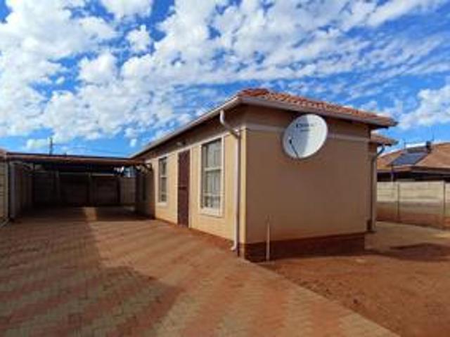 House for sale in Akasia, Gauteng