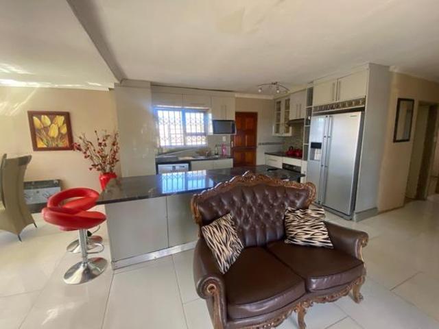 House for rent in Waterkloof, Gauteng